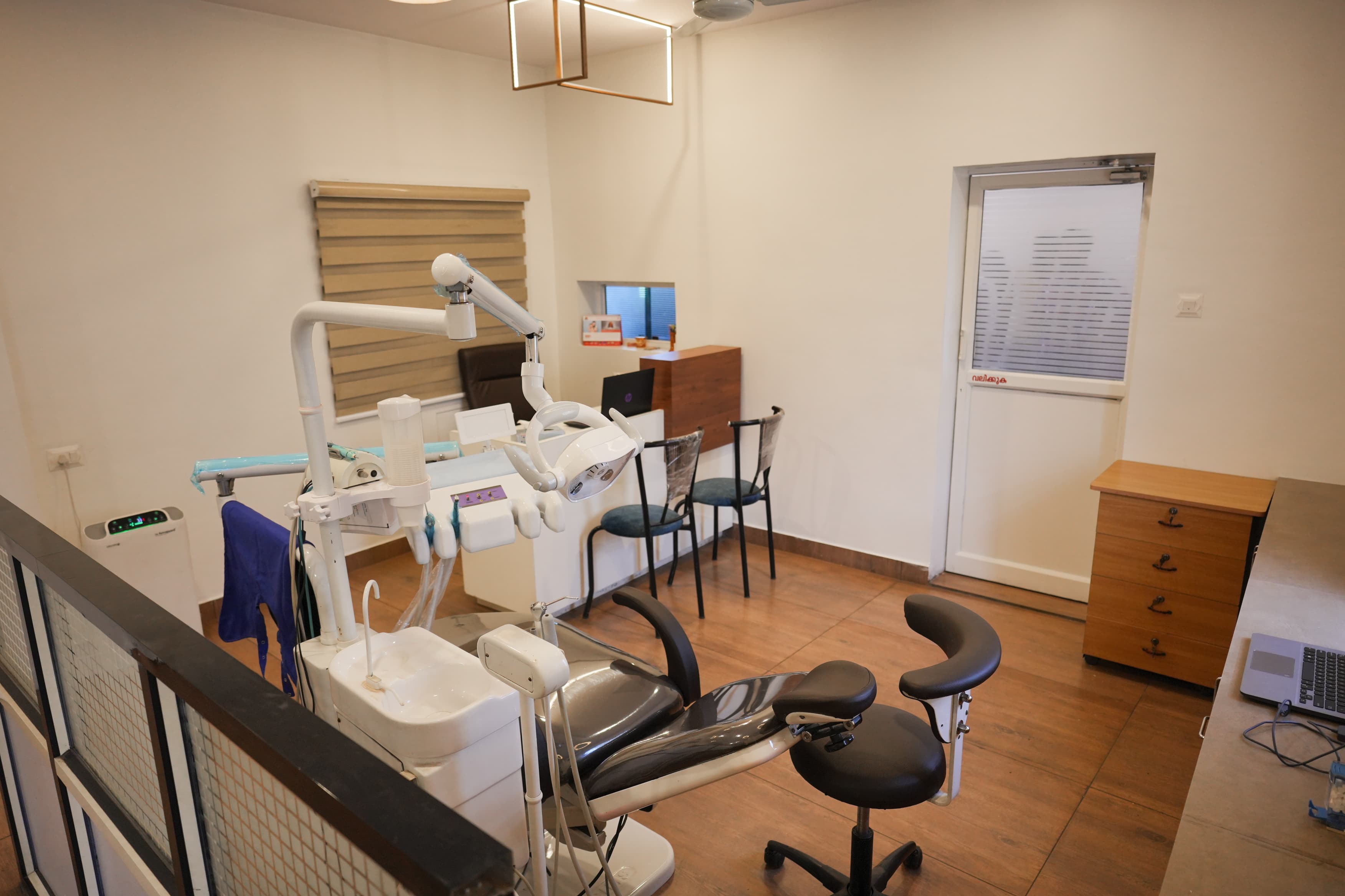 Dr Zainu's Multi Speciality Dental Clinic & Implant Centre