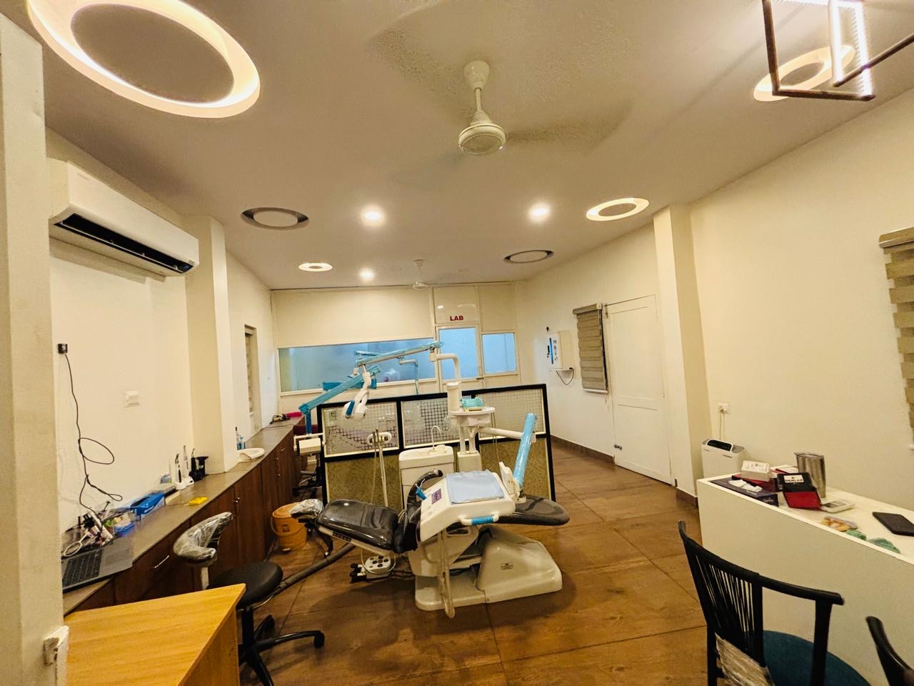 Dr Zainu's Multi Speciality Dental Clinic & Implant Centre
